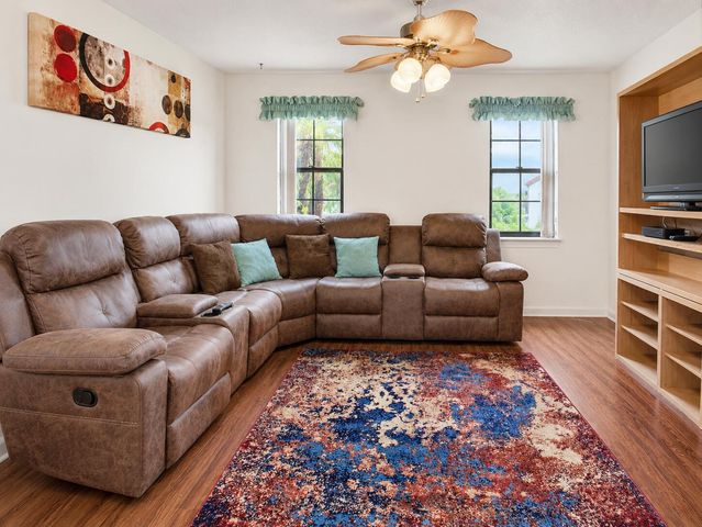 1710 Shoreside Circle, Wellington, FL 33414