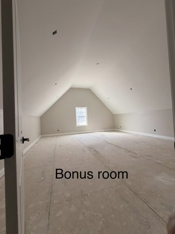 1238 Breeden Road, Charlotte, TN 37036