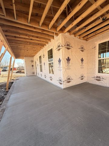 1238 Breeden Road, Charlotte, TN 37036