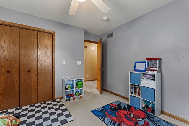 220 Benton Street, Le Claire, IA 52753
