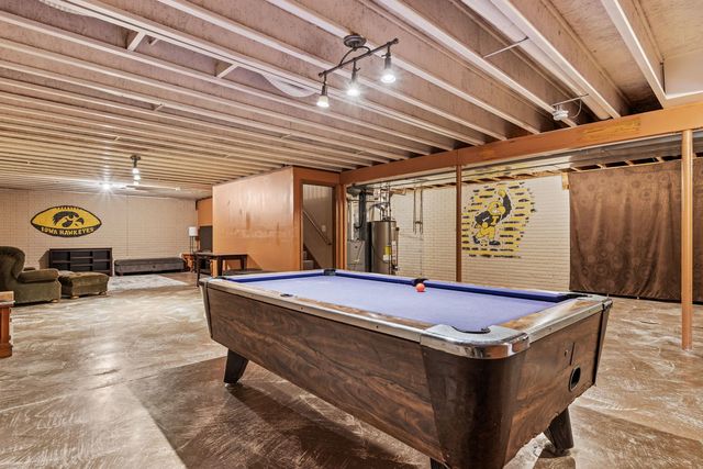 220 Benton Street, Le Claire, IA 52753
