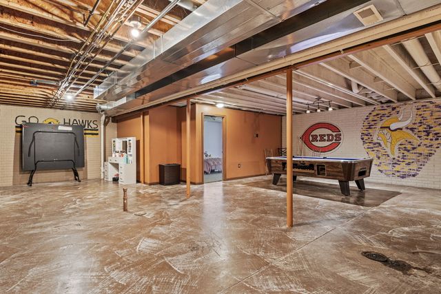 220 Benton Street, Le Claire, IA 52753