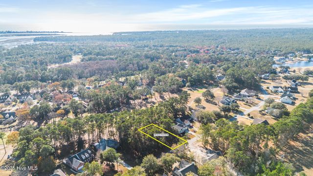 459 Genoes Point Road SW, Supply, NC 28462