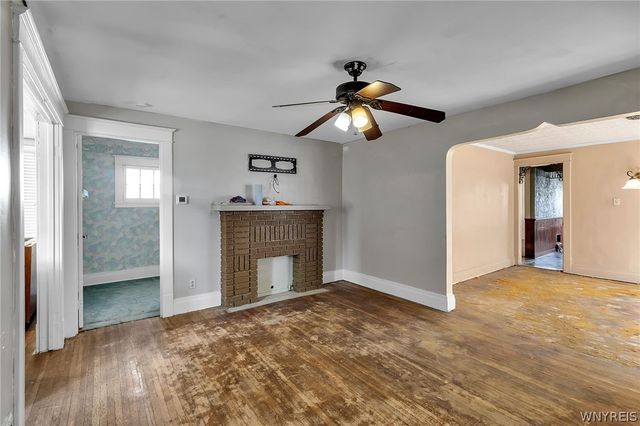 73 Columbia Parkway, West Seneca, NY 14224