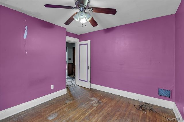 73 Columbia Parkway, West Seneca, NY 14224
