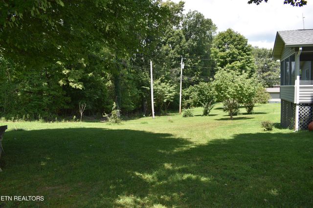 530 Meadows Rd, Sparta, TN 38583