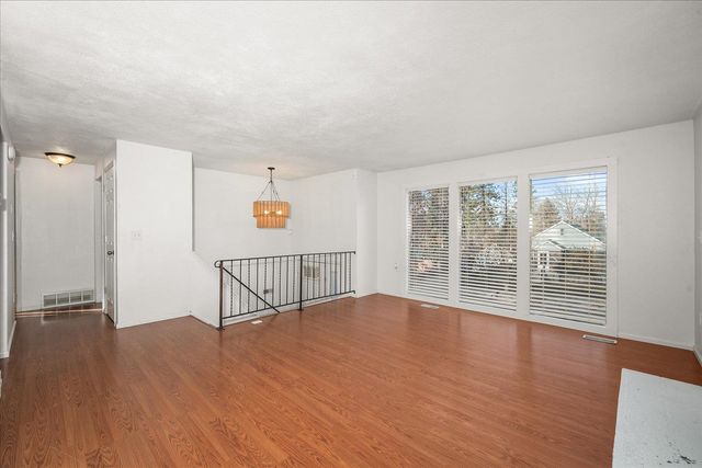 3828 E 8th Ave, Spokane, WA 99202