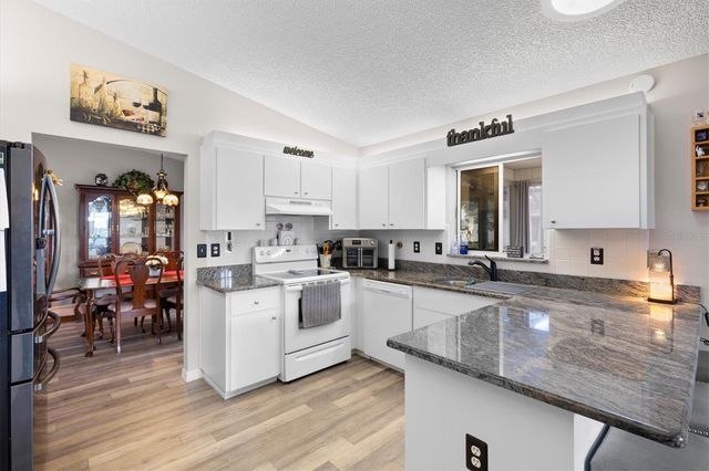 17587 SE 96TH COURT, Summerfield, FL 34491