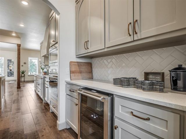 1910 Treviso Court, Edmond, OK 73034