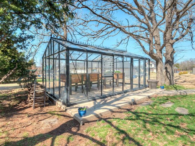 1910 Treviso Court, Edmond, OK 73034