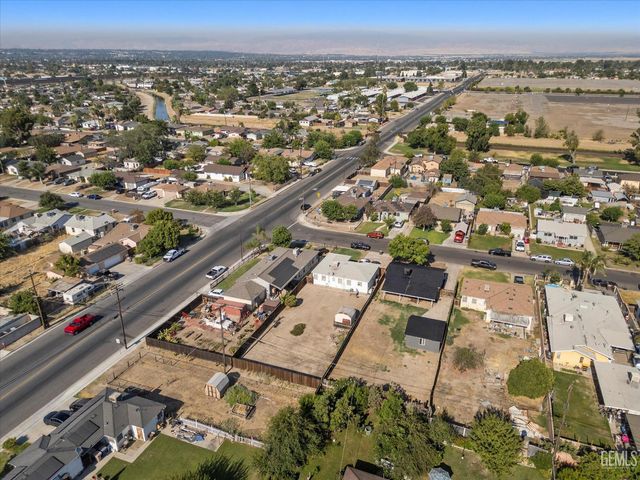 809 El Sereno Drive, Bakersfield, CA 93304