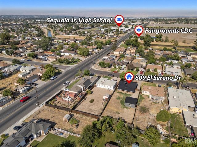 809 El Sereno Drive, Bakersfield, CA 93304