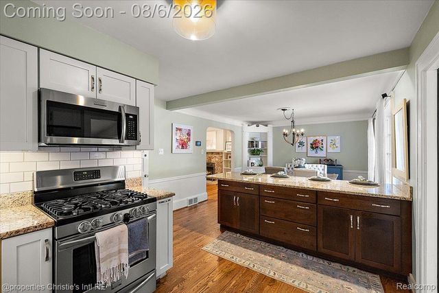 788 Rivard Boulevard, Grosse Pointe, MI 48230