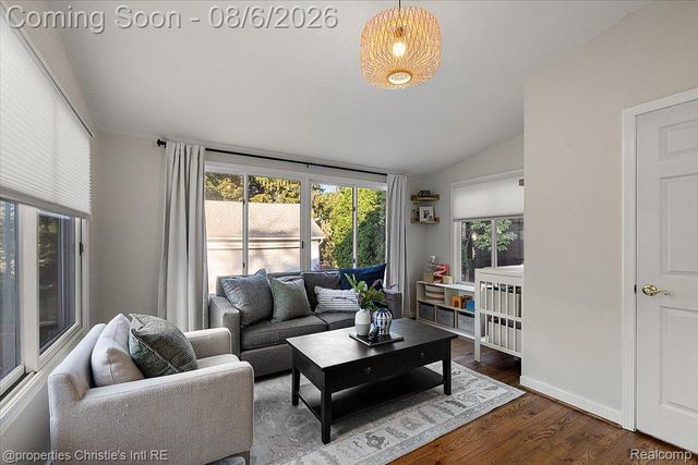 788 Rivard Boulevard, Grosse Pointe, MI 48230