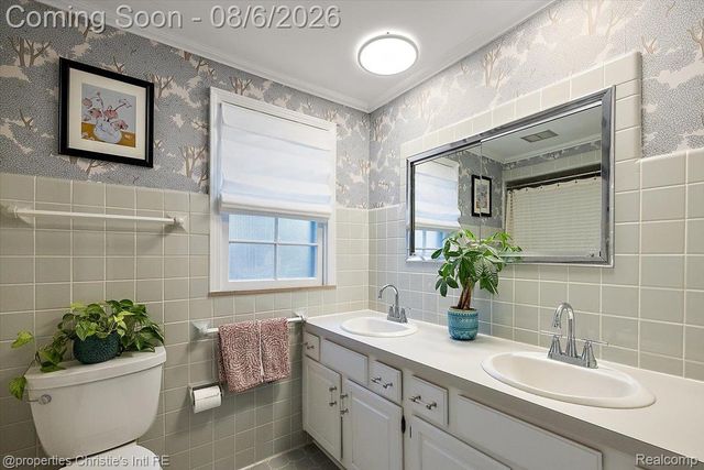 788 Rivard Boulevard, Grosse Pointe, MI 48230