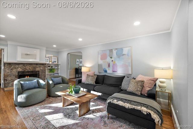788 Rivard Boulevard, Grosse Pointe, MI 48230