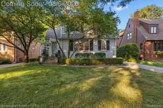 788 Rivard Boulevard, Grosse Pointe, MI 48230
