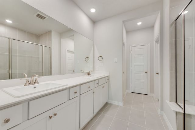 8063 Challenger Lane, Frisco, TX 75034