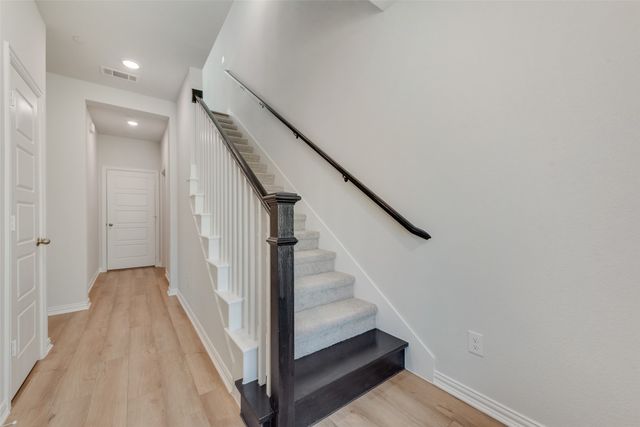 8063 Challenger Lane, Frisco, TX 75034