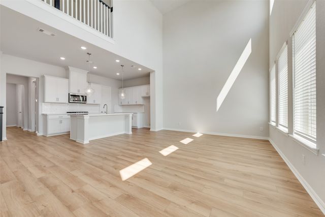 8063 Challenger Lane, Frisco, TX 75034