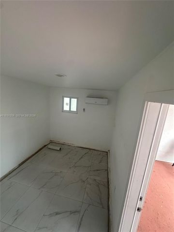 324 E 34th St, Hialeah, FL 33013