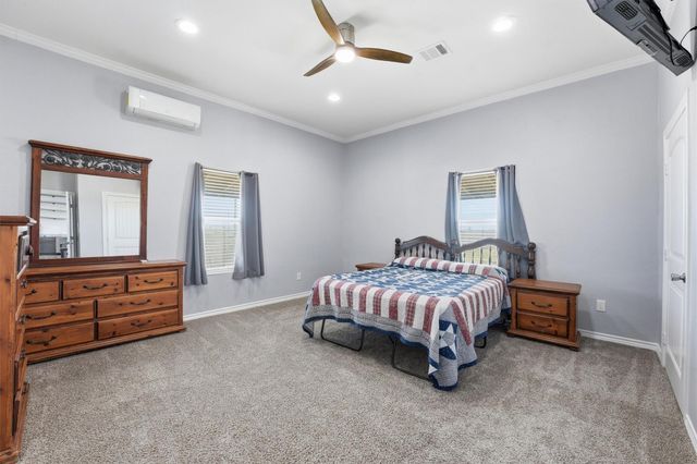 21902 Ramsey Road, Crosby, TX 77532