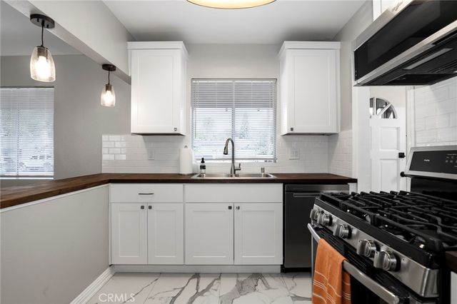 2241 Pine, Long Beach, CA 90806