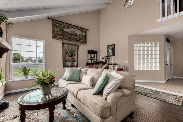 1806 S LOS ALAMOS --, Mesa, AZ 85204