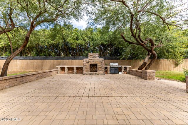 1806 S LOS ALAMOS --, Mesa, AZ 85204