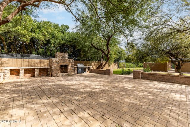 1806 S LOS ALAMOS --, Mesa, AZ 85204