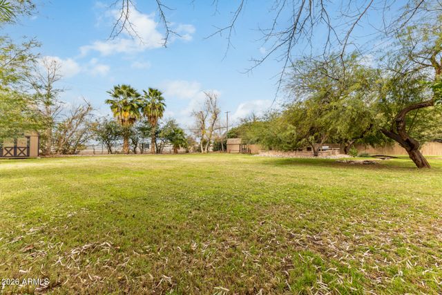 1806 S LOS ALAMOS --, Mesa, AZ 85204