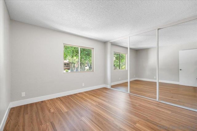 5473 Adobe Falls 9, San Diego, CA 92120