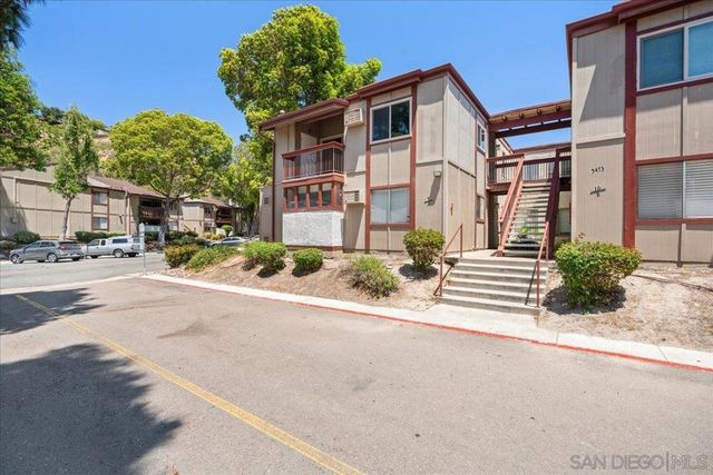 5473 Adobe Falls 9, San Diego, CA 92120