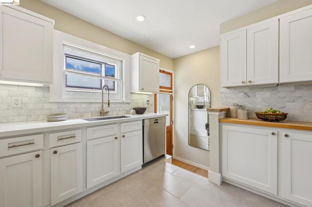 4630 EDGEWOOD AVENUE, Oakland, CA 94602