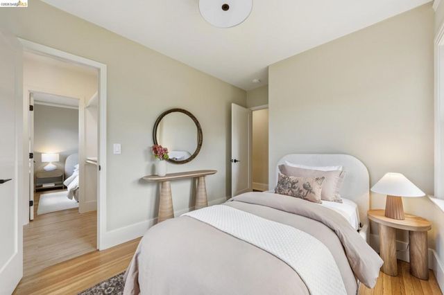 4630 EDGEWOOD AVENUE, Oakland, CA 94602