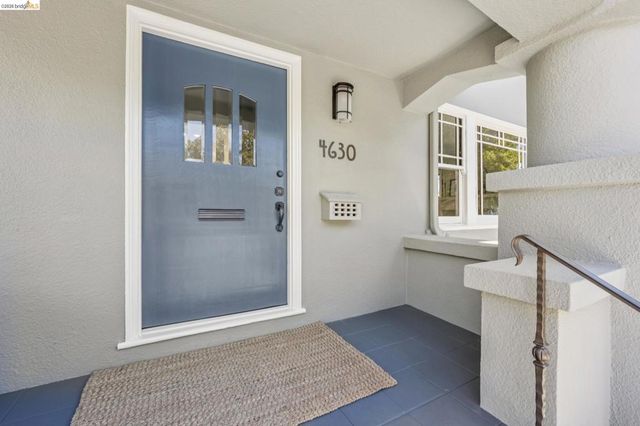 4630 EDGEWOOD AVENUE, Oakland, CA 94602