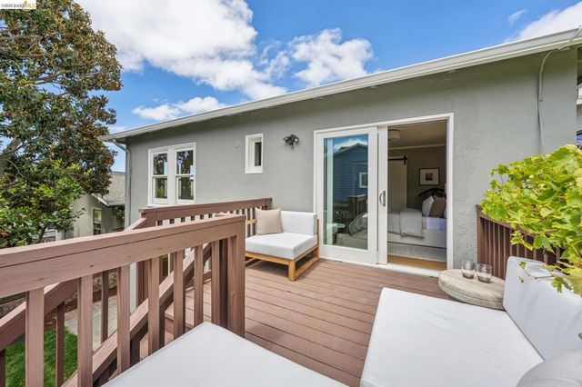 4630 EDGEWOOD AVENUE, Oakland, CA 94602