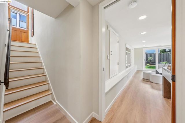 4630 EDGEWOOD AVENUE, Oakland, CA 94602