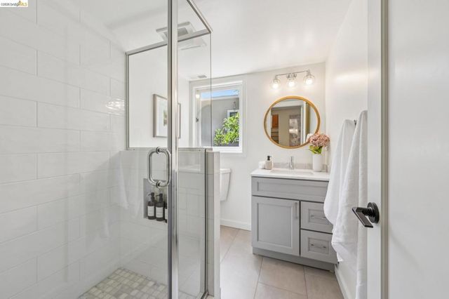 4630 EDGEWOOD AVENUE, Oakland, CA 94602