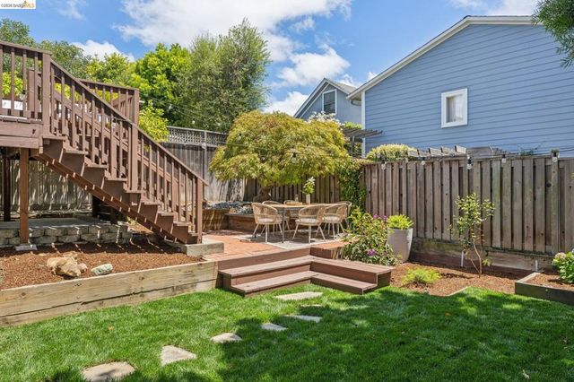 4630 EDGEWOOD AVENUE, Oakland, CA 94602