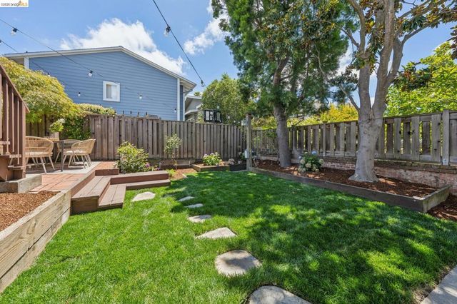 4630 EDGEWOOD AVENUE, Oakland, CA 94602
