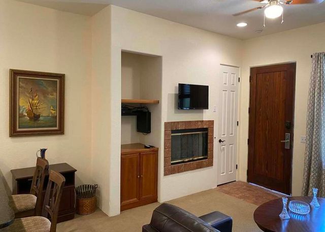 50690 Santa Rosa Plaza 1, La Quinta, CA 92253