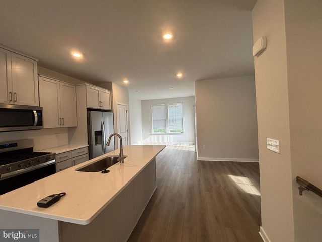 130 ABRAMO VICTOR DR, Downingtown, PA 19335