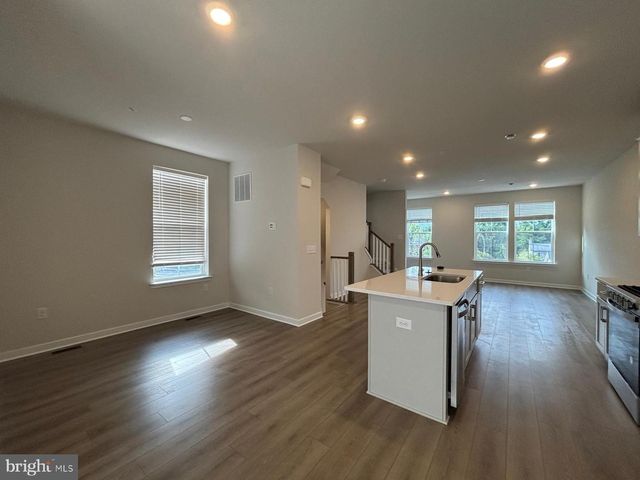 130 ABRAMO VICTOR DR, Downingtown, PA 19335
