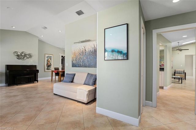 9977 Treasure Cay Ln, Bonita Springs, FL 34135