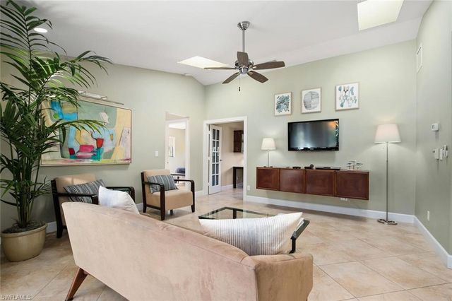 9977 Treasure Cay Ln, Bonita Springs, FL 34135