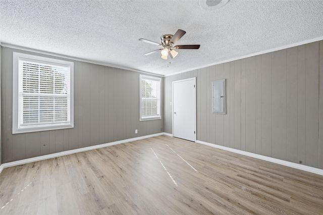 13485 Liberty School Road 2, Azle, TX 76020