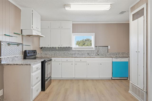 13485 Liberty School Road 2, Azle, TX 76020