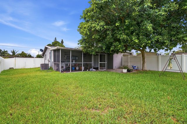 6871 SW 16th Court, North Lauderdale, FL 33068