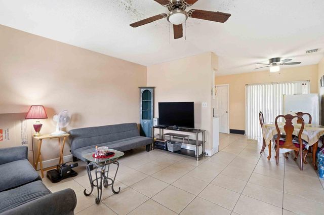 6871 SW 16th Court, North Lauderdale, FL 33068